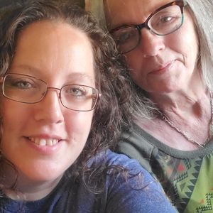 Meet your Posher, Lynn